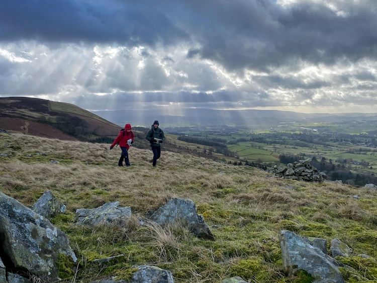 Relocation Skills courses in the Yorkshire Dales | TeamWalking | Navigation Skills